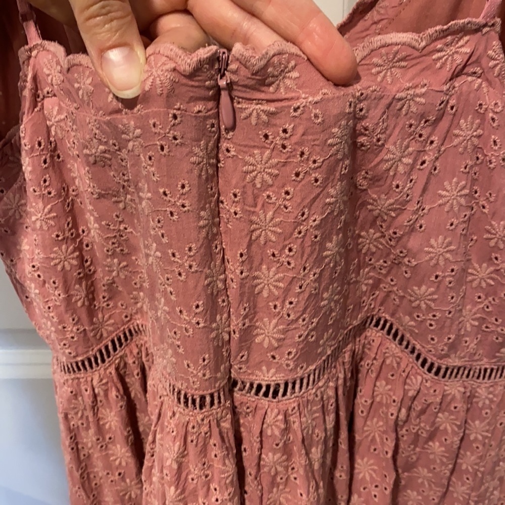 H&M Eyelet Spaghetti Strap MIDI Dress EUC - Picture 12 of 16